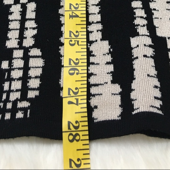 Forever 21 Bodycon Dress Like New Size Small - Picture 6 of 7